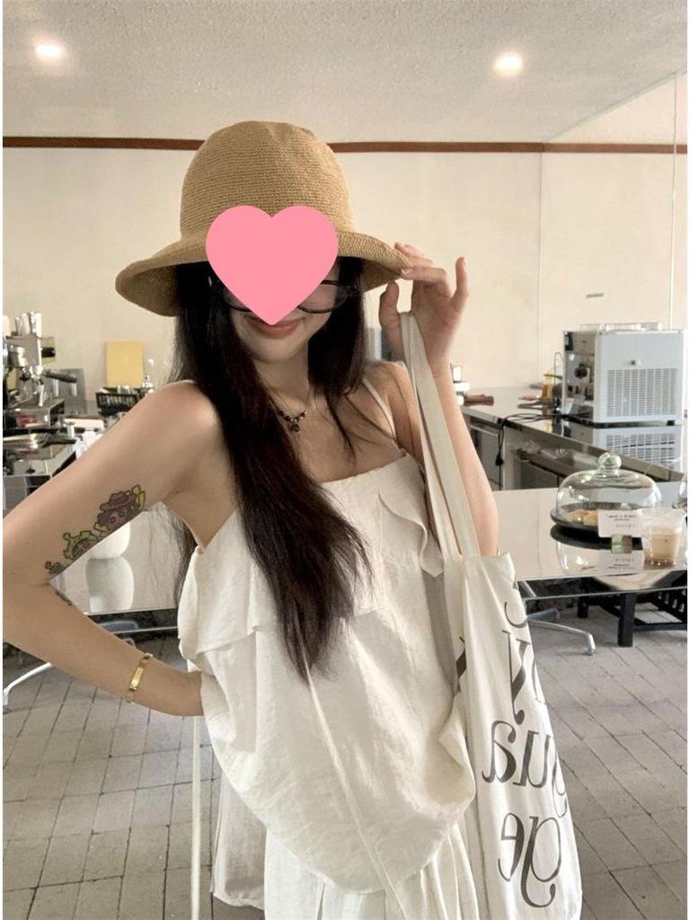 Elegant White Women's Summer 2026 Fashion: Ruffled Camisole & Wide-Leg Pants Skirt Set