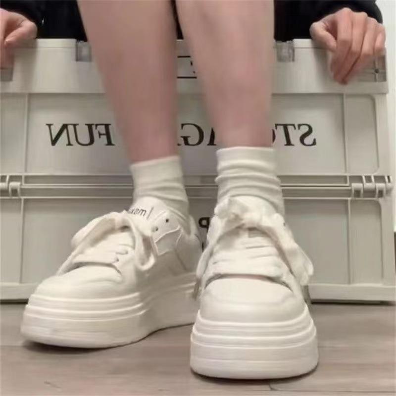 Best-selling Shoes for Female Students Casual Thick-soled Height-increasing Shoes Versatile Sneakers