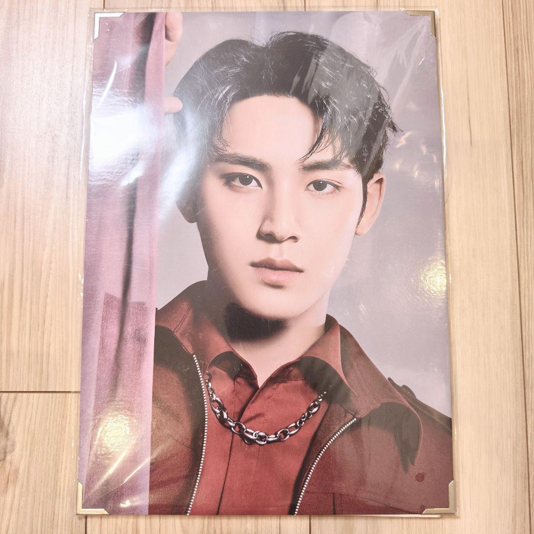 

[USED] SEVENTEEN Mingyu POWER OF LOVE Premium Photo