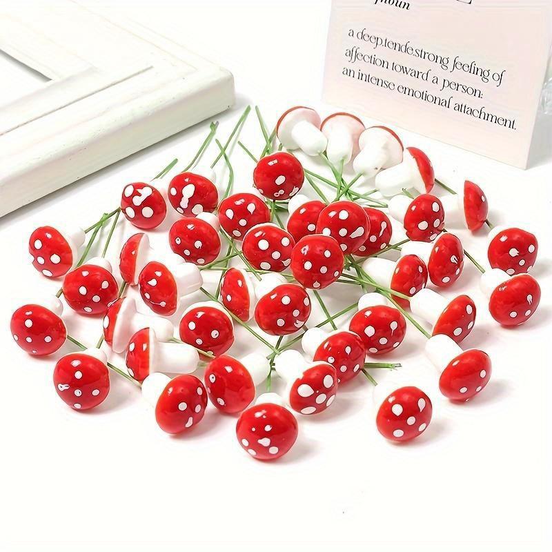 Red Mushroom Simulation Flower, Plastic DIY Cake Decorations Christmas and Halloween Holiday Decorations, Suitable for Wedding