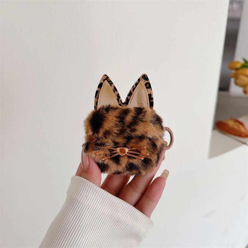 Autumn and winter plush leopard print cat suitable for airpods4 protective case Apple bluetooth pro2 3rd generation earphone cover cute