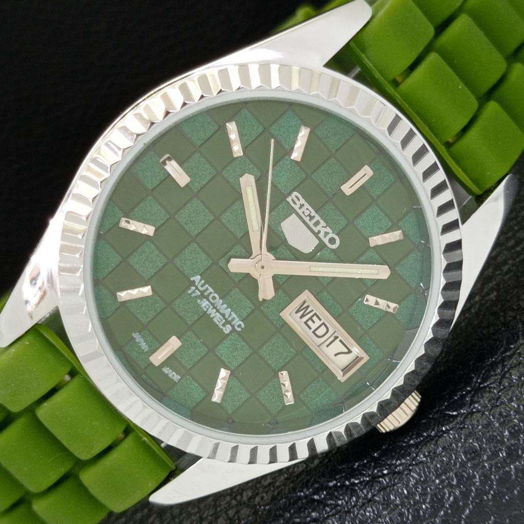 

JAPAN VINTAGE REFURBISHED SEIKO 5 AUTOMATIC MENS GREEN DIAL WATCH a440342-4 Sk-a440342