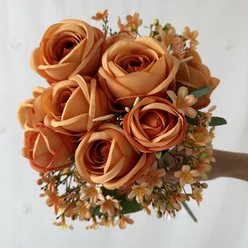 Elegantes Seidenrosen-Bouquet mit realistischem Design für Hochzeitsdekoration und Foto-Requisiten