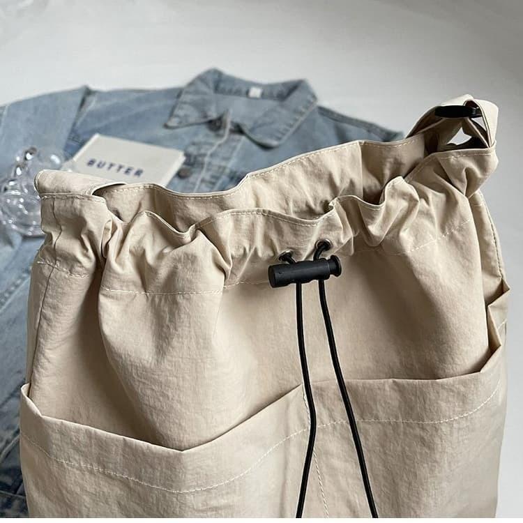Sac fourre-tout en nylon à cordon de serrage grande capacité sac à bandoulière pour femme