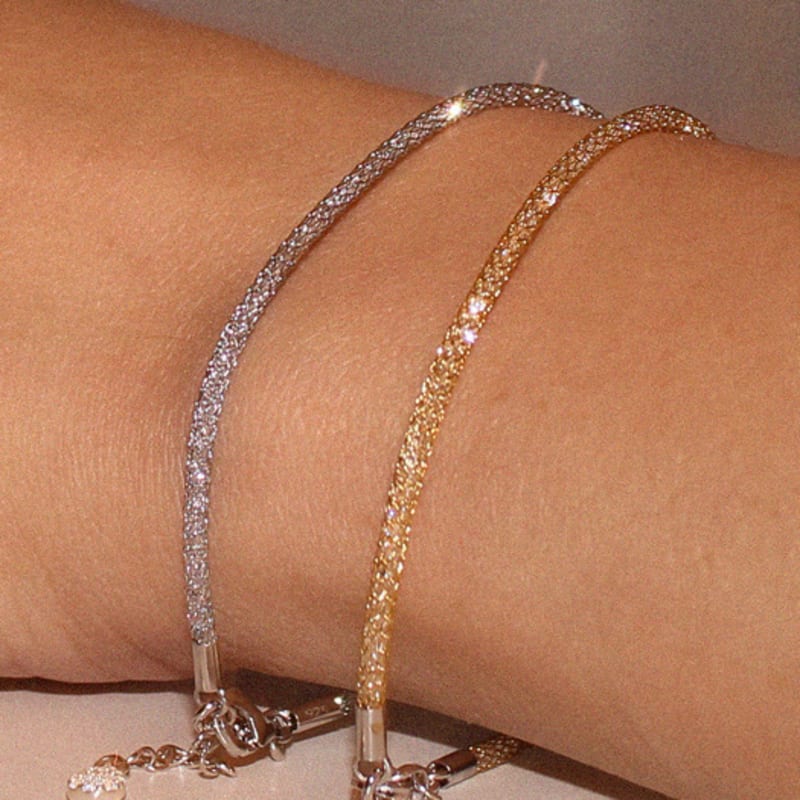 

Atelier Darin Twinkle Knitting Bracelet Gold