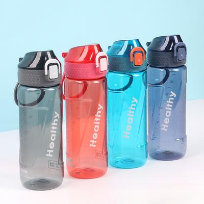 Pahar din plastic Pahar cu apa pentru sport in aer liber 600 ml cu maner. Capac cu gură dreptă. Cupa cu apă poate fi echipată cu ecran de filtrare și paie