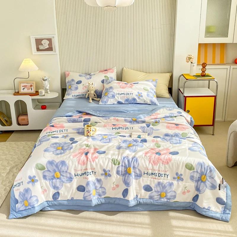 Fresh Floral Quilt 100% Cotton Flowers Print Air Conditioning Quilted Quilt Soft Breathable Lightweight Multifunction Blanket