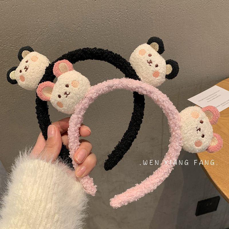 1pc Cute Plush Bear Headband, elastic & soft polyester, ideal for women & girls during skincare & makeup.
