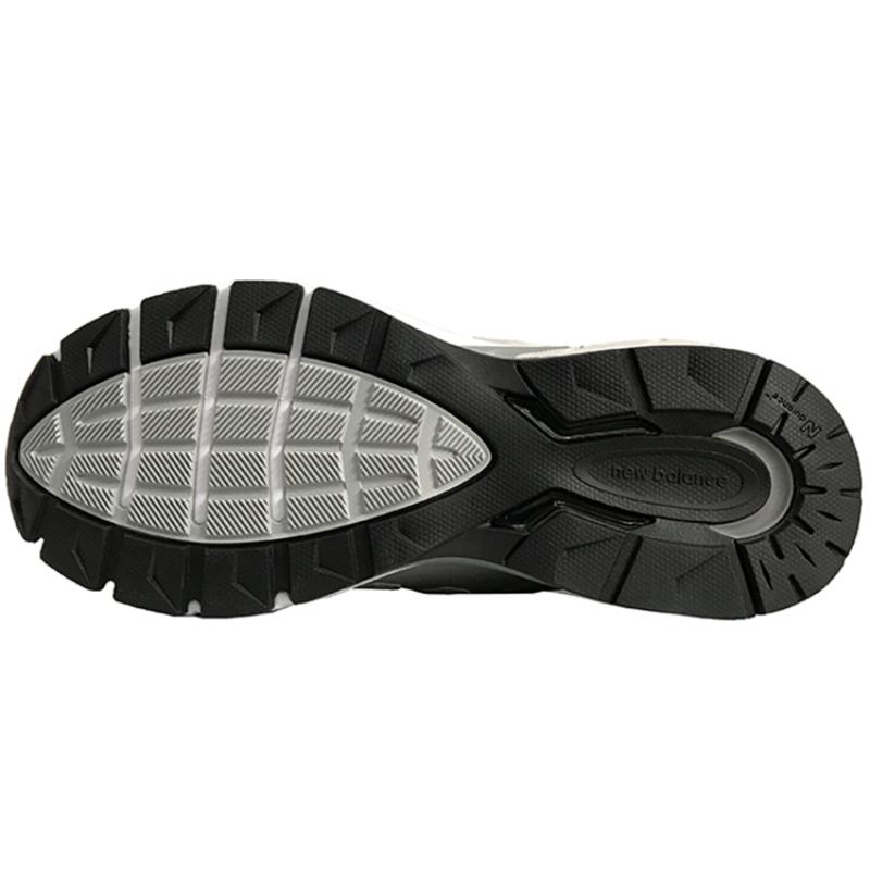 New Balance 990v5 MiUSAEngineered Garments Grey Sneakers M990EGG5