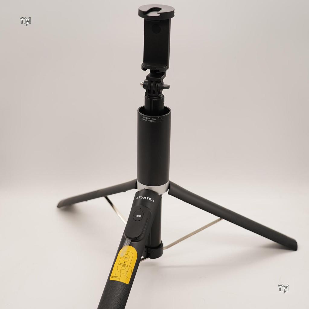 Retractable Selfie Stick Tripod: Non-slip Multifunctional Phone Holder for Live Streaming