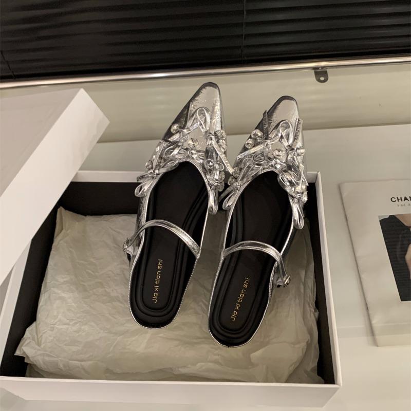 Simple High-quality Fashionable Hot Selling Head Half Slippers Female Outside Wear 2025 Spring/summer Diamond Single Shoes