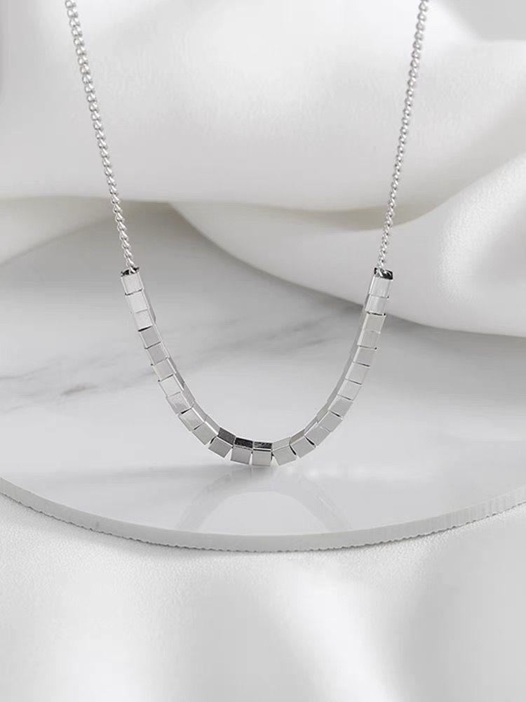 

Square bead necklace high-end design shell ladies pendant jewelry gift