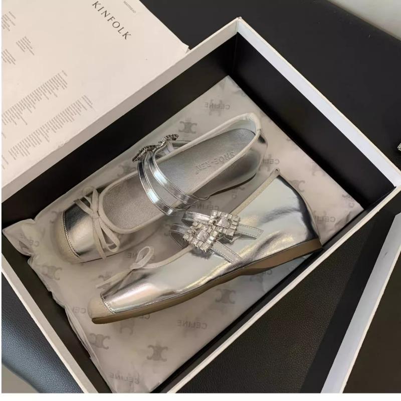 

Осень 2024 Стразы Внутреннее увеличение высоты Женские балетки Модная и элегантная обувь с круглым носком Женская обувь на мягкой подошве 40 серебряный