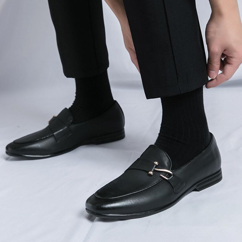 Fashion Luxury Formal Leather Shoes for Men Business Leather Dress Shoes Italian Style Pointed Toe Mens Oxfords Bridegroom Wedding Shoes