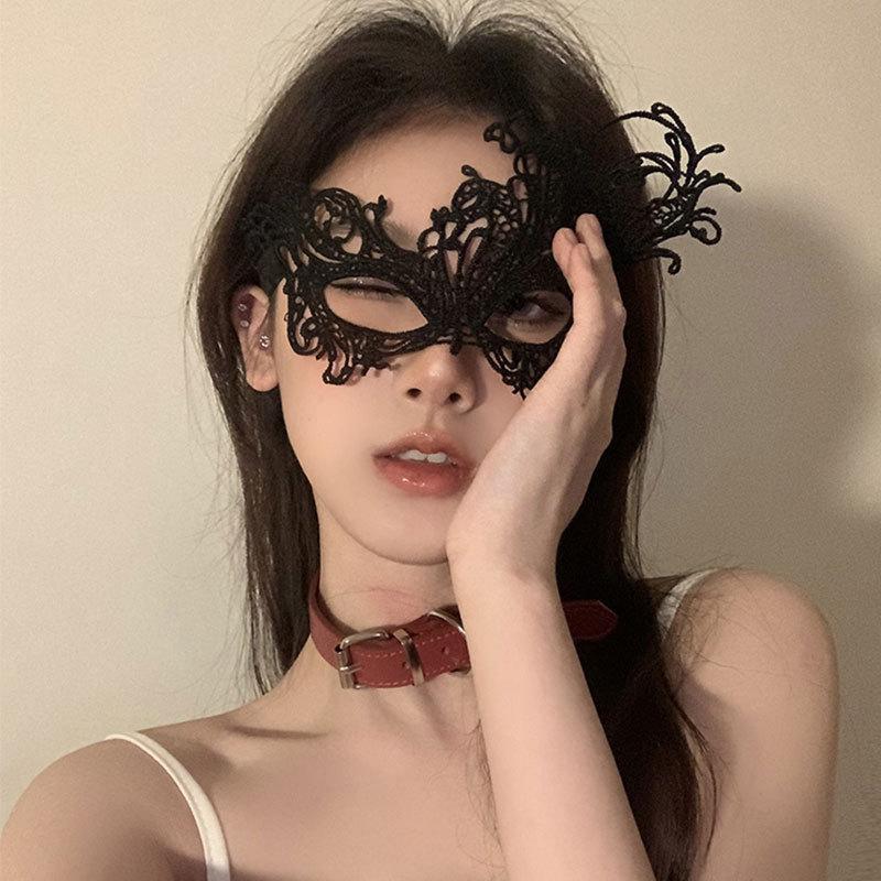 Halloween Costume Mask Vintage Masquerade Party Mask Lace Eye Mask Exquisite For Dance Parties Festive Events Theatrical