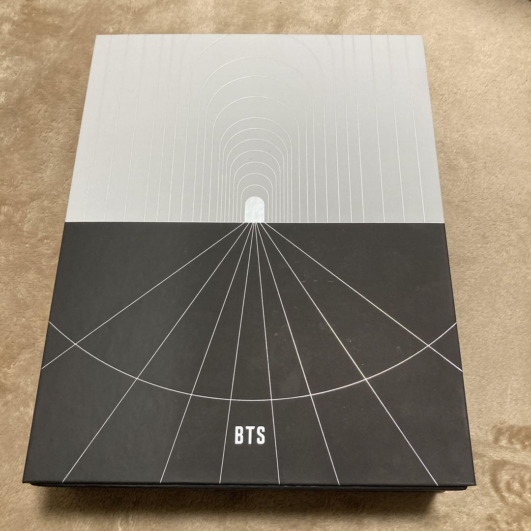 

[USED] BTS MAP OF THE SOUL CONCEPT PHOTOBOOK