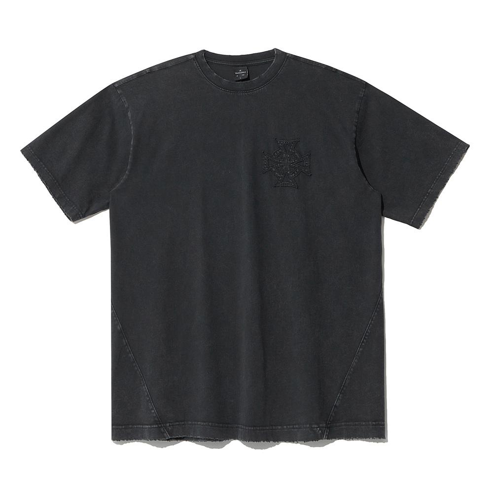 WANGGWAN Etched Cross Wash T-Shirt (Black)