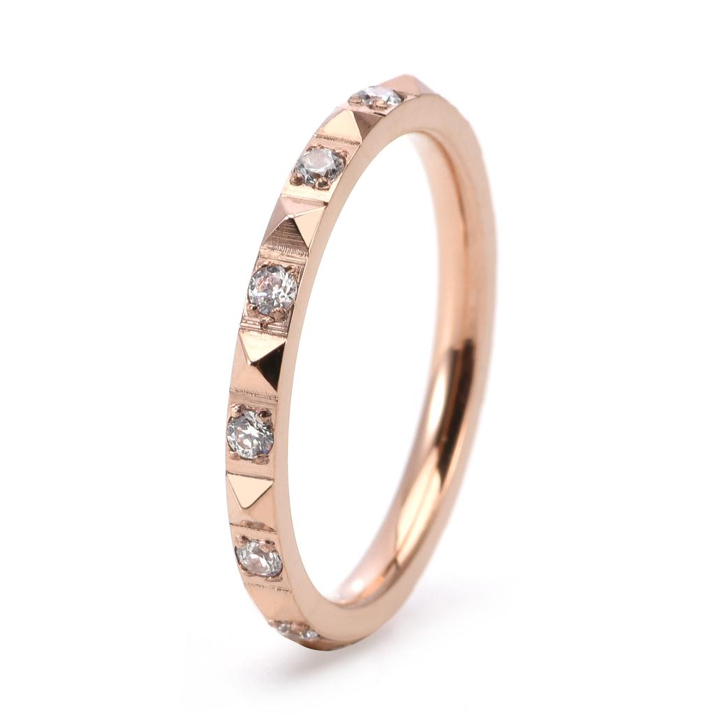 2mm Titanium Steel Pyramid Ring for Women with Diamond Halo 18K Gold Plated Jewelry
