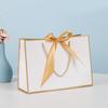 Aanpasbare Cadeautas met Strik voor Kleding, Cosmetica en Winkelen – Tote Bag Stijl met Optie voor Logo Bedrukking