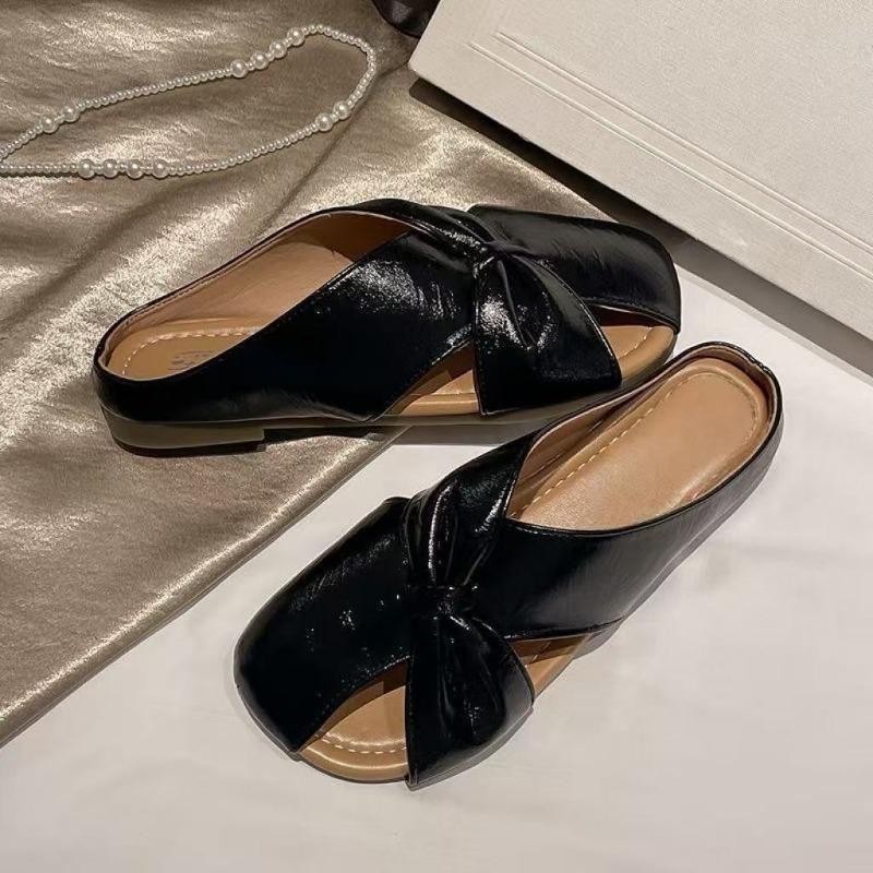 Baotou Half Slippers Fashionable Women's Summer New Fashion Flat-bottomed Temperament One Pedal Cool Slippers Casual Versatile