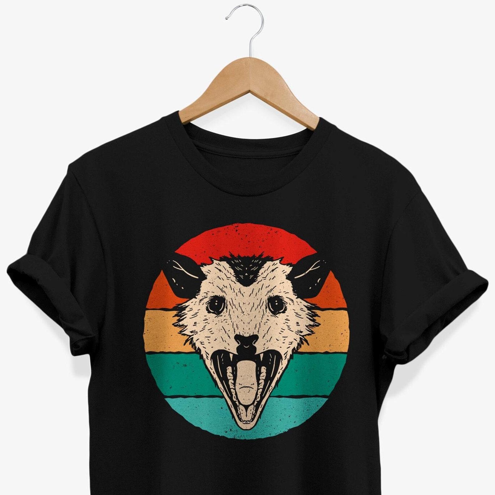 Retro Screaming Opossum T-Shirt | Funny Possum Graphic Tee | Animal Lovers Gift 2XL