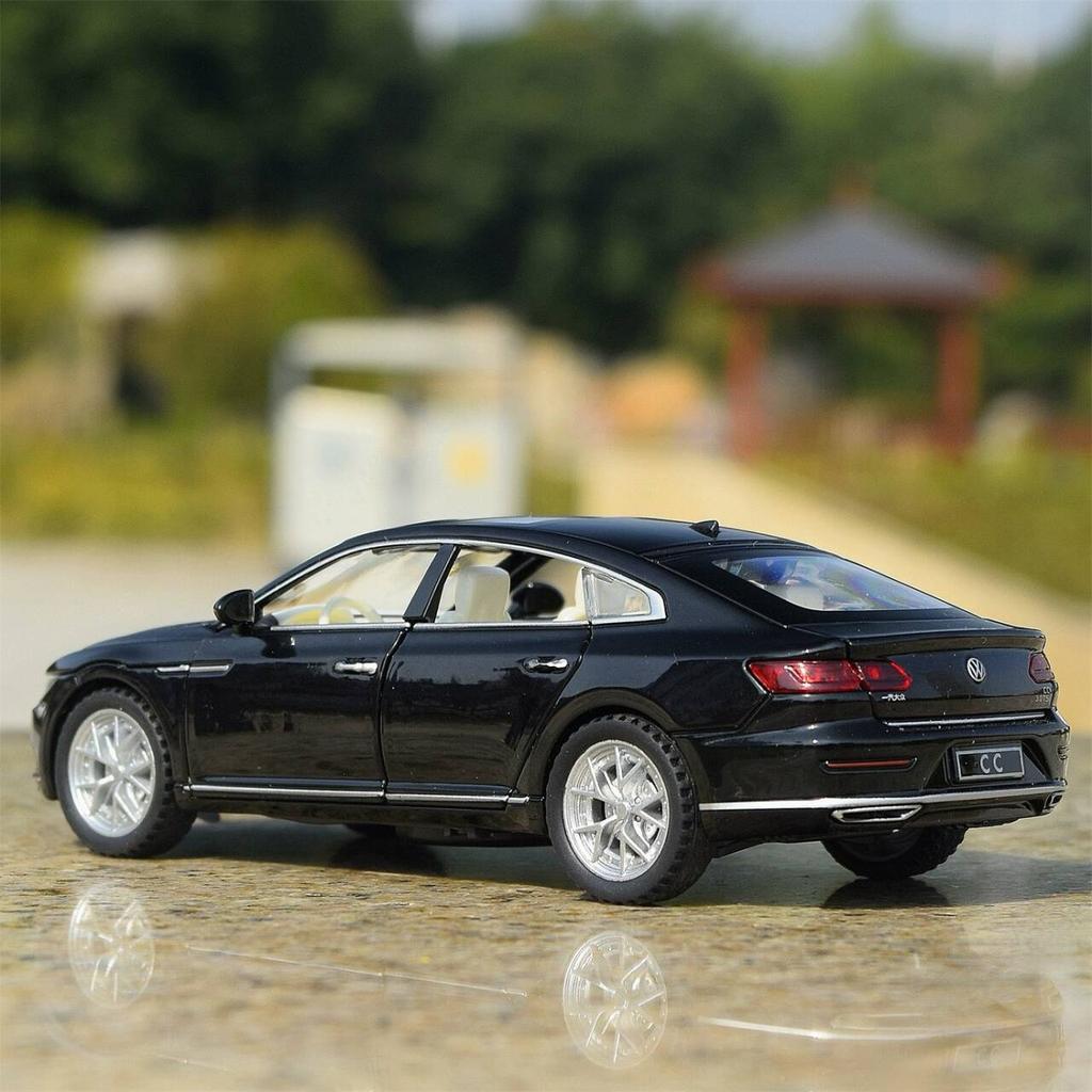 Volkswagen Arteon CC Sport Coupe Simulation Diecast & Toy Vehicles Sounds & Light Pull Back Car 1:32 Alloy Model Gifts For Children