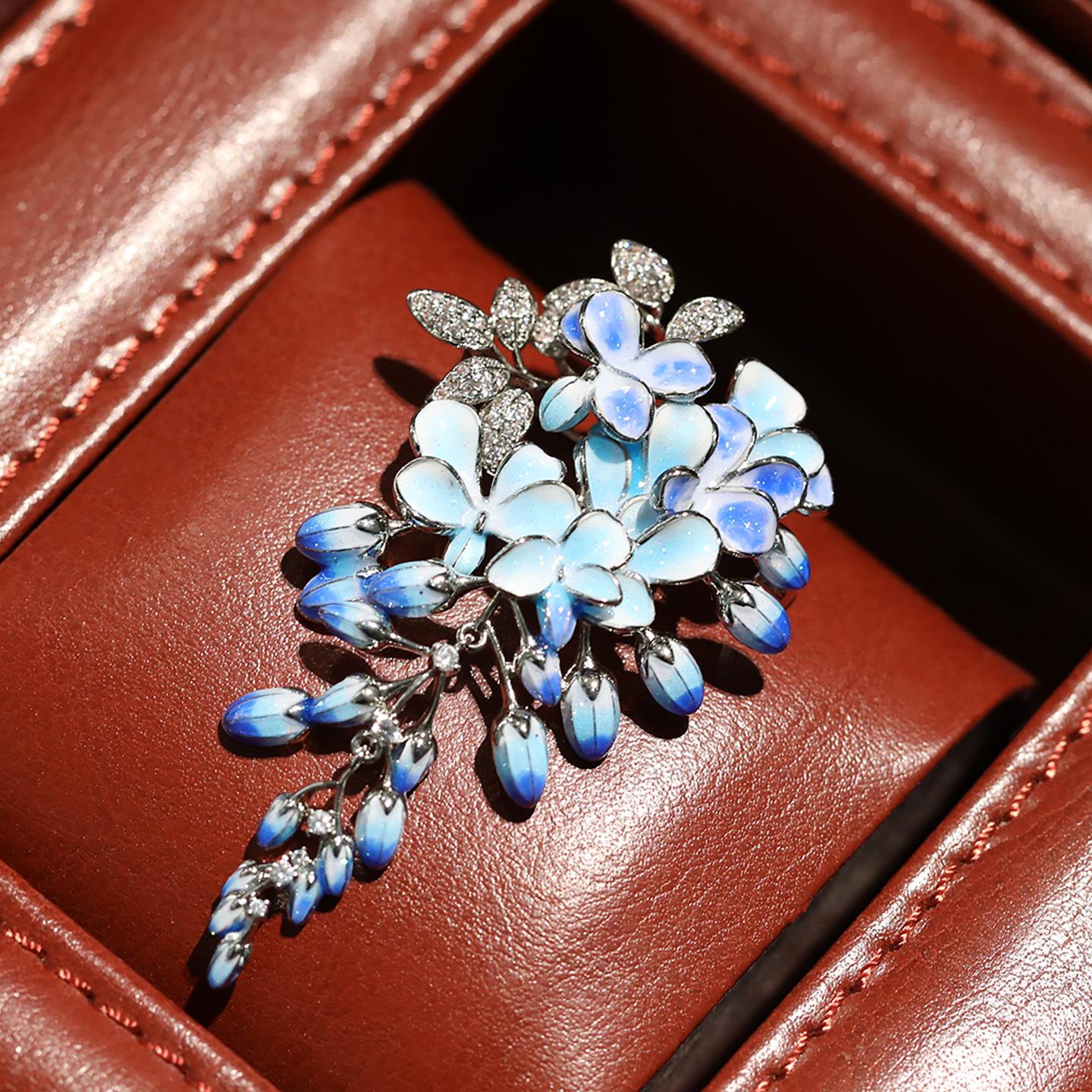 Elegant Wisteria Tassel Brooch - High-End Fashion Accessory for Valentine s Day Gift
