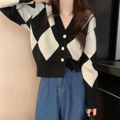 Französische Temperamentjacke Damen Frühling und Herbst Design Sinn Nische Lässig Pendler Stil Grünes Rautenmuster V-Ausschnitt Gestrickter Pullover