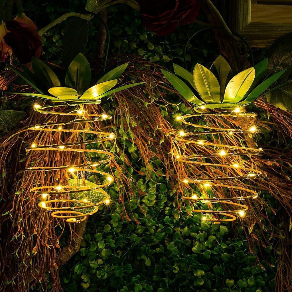New Solar Powered Iron Pineapple Lantern Outdoor Courtyard Garden Corridor Decorative Hanging Lamp LED Copper Wire Light String