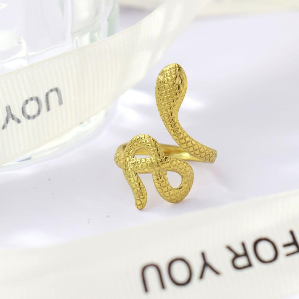 18K Gold-Plated Long Snake-Shaped Titanium Steel Ring Female, Hip-Hop Punk Style Opening Adjustable Ring
