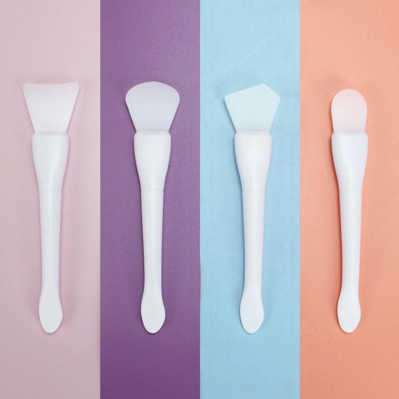 Dual-Headed Silicone Mask Brush & Spoon - Fishtail Design for Facial Application
