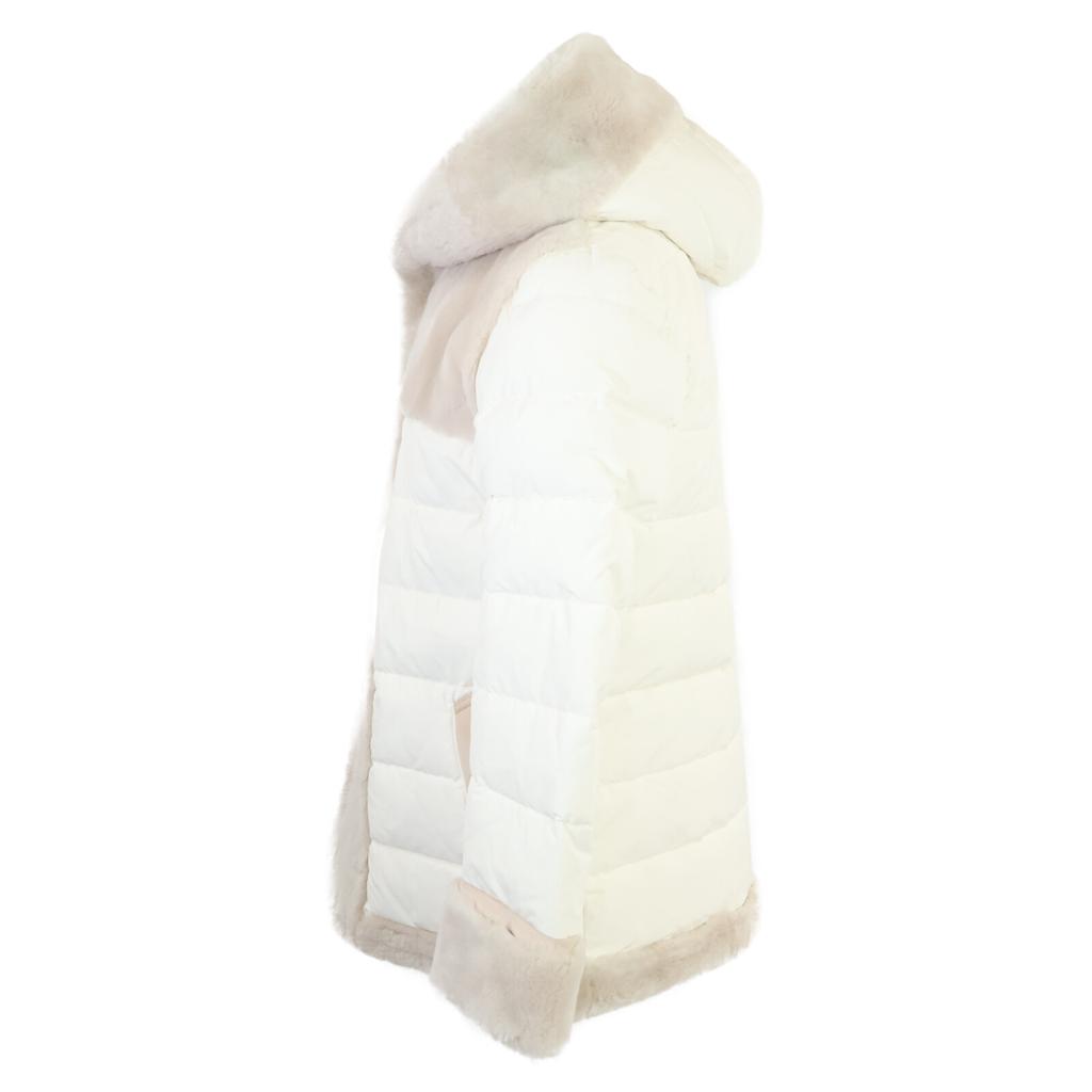 1piu1uguale3 xEMMETI MRB536 MOUNTON SHORT WRAPHOODED COAT Mouton switch down coat IV whiteUsed