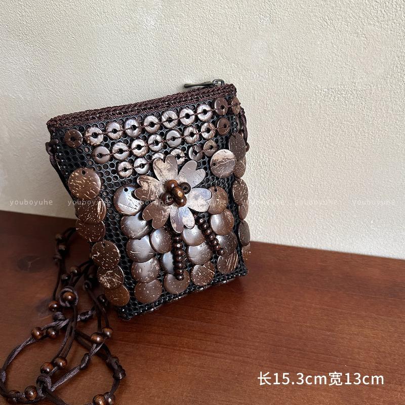 Bohemian Ethnic Style Coconut Shell Bag Women's Handwoven Earphone Port Red Envelope Retro Niche Design Change Bag