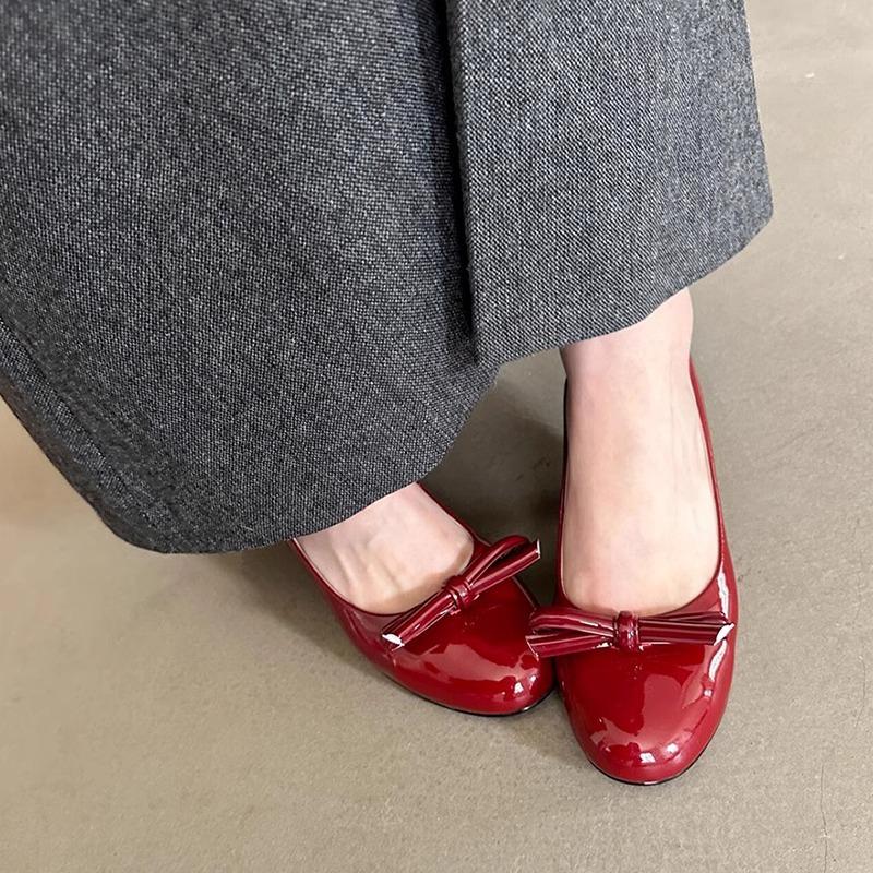 French High-heeled Women's 2025 New High-end Style Patent Leather Bow Red Wedding Shoes,Versatile,Shallow Mouth and Single Shoes