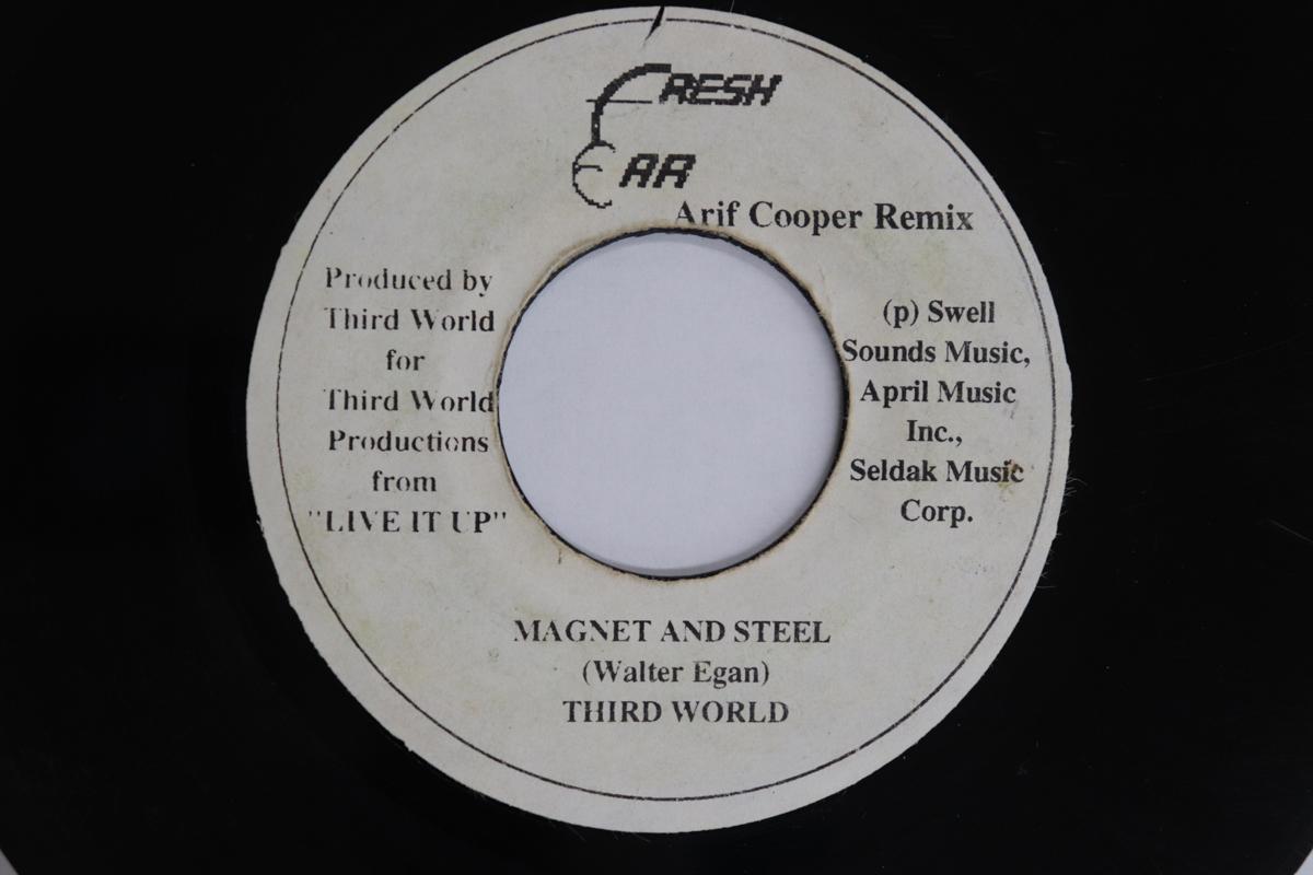 

7-дюймовая пластинка THIRD WORLD - Magnet & Steel НЕТ СВЕЖЕЕ УХО Ямайка Регги, Ска и Даб Б/У