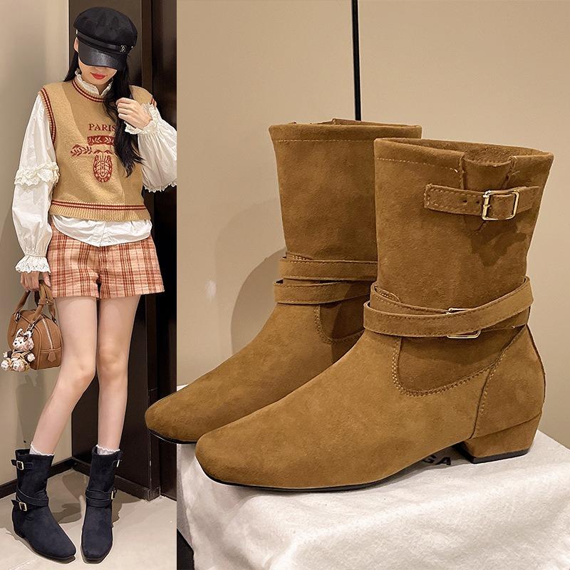 

Autumn and winter new niche design retro short boots small square head western boots medium boots women s boots 40 коричневый