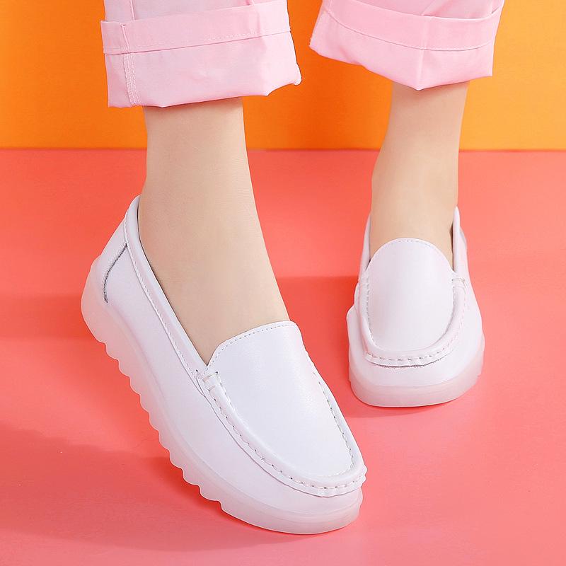 Women's Comfortable Non-Slip Leather Work Shoes: Breathable, Anti-Odor, Soft Sole, Ideal for All-Day Wear.
