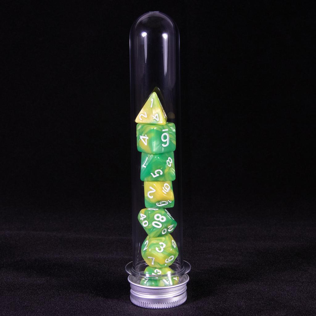 7 szt. Wielościenne kostki w mieszanych kolorach z tubą do DND TRPG RPG Cthulhu COC Gra planszowa Drużyna prowadząca Zestaw kości DND