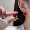 Einfache tropfende Öl Herz Ohr Schnalle Emaille Stecker Ohrringe Koreanischer Stil Ohrringe Damenschmuck