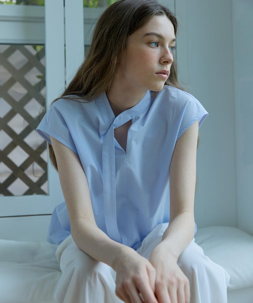 Opeundoeoseutyudio Nameless Tie Blouse Blue