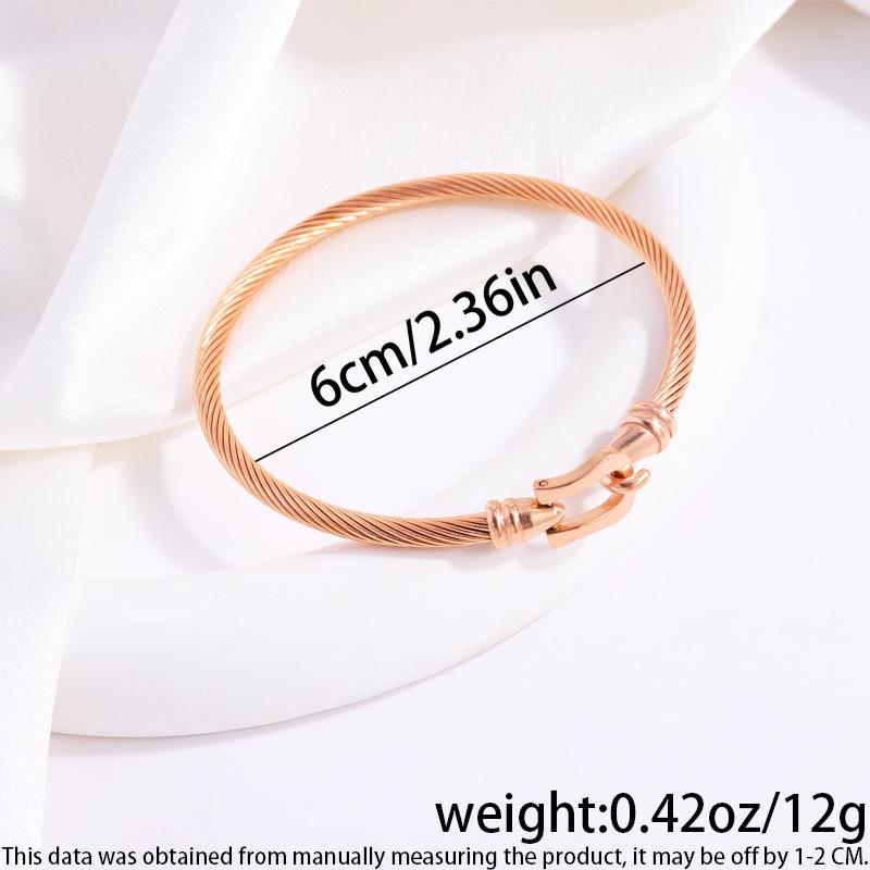 Titanium steel bracelet gold high version temperament zircon bracelet women's light luxury fashion elegance does not fade simple bracelet