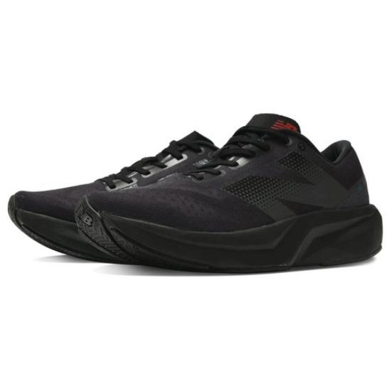 New Balance FuelCell Rebel v4 Magnet Black Herren MFCXLB4