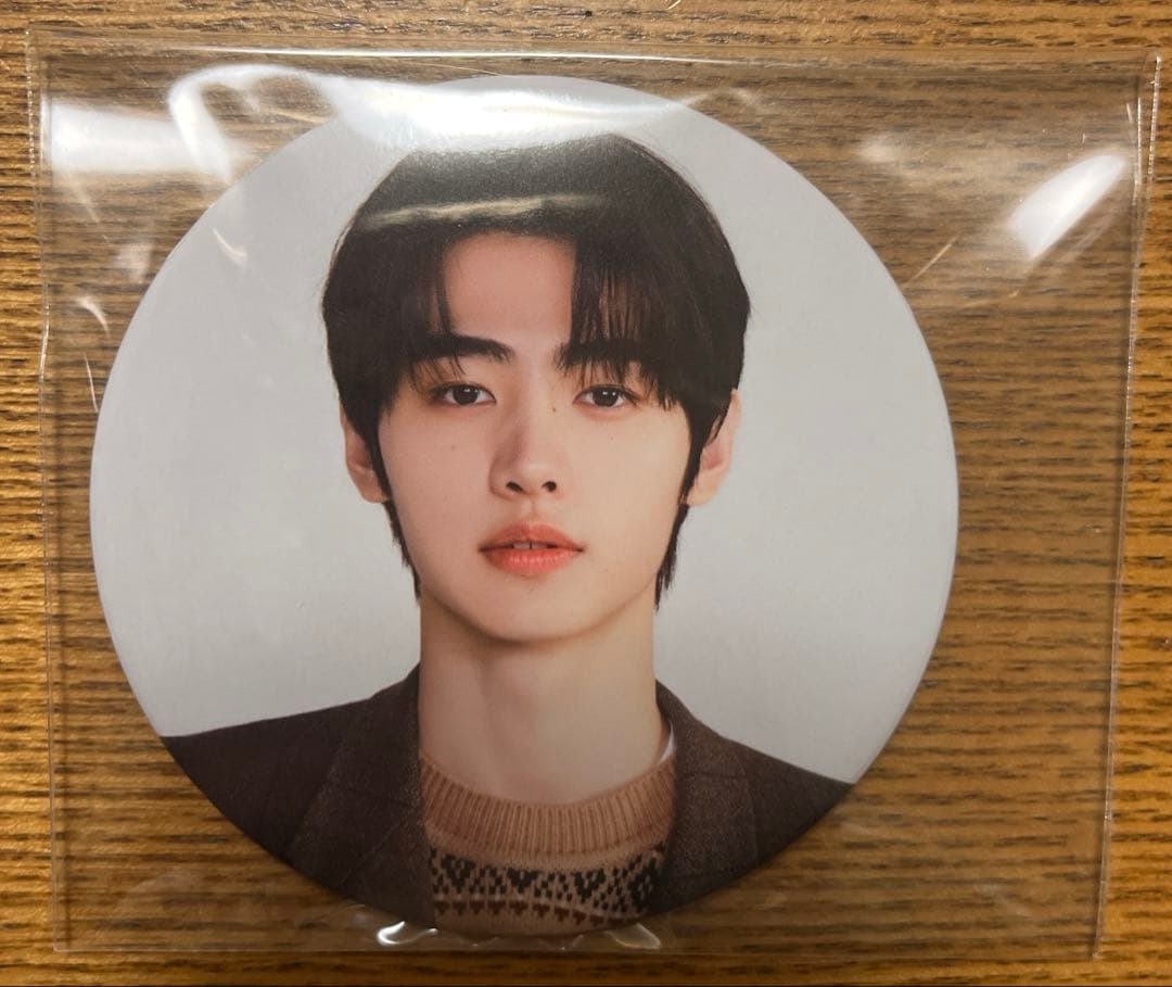 [USED] enhypen fan meeting sunghoon badge