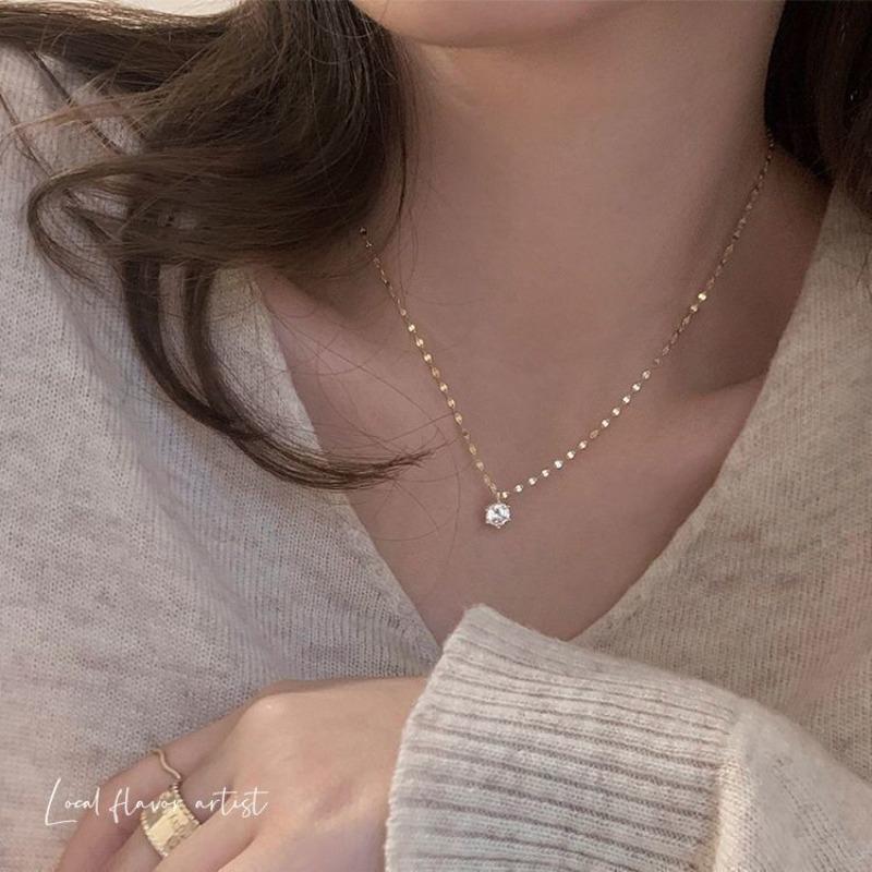 Single Diamond Necklace, Women's Collar Chain, Light Luxury, Niche Design, Gentle Temperament, Simple and Versatile.