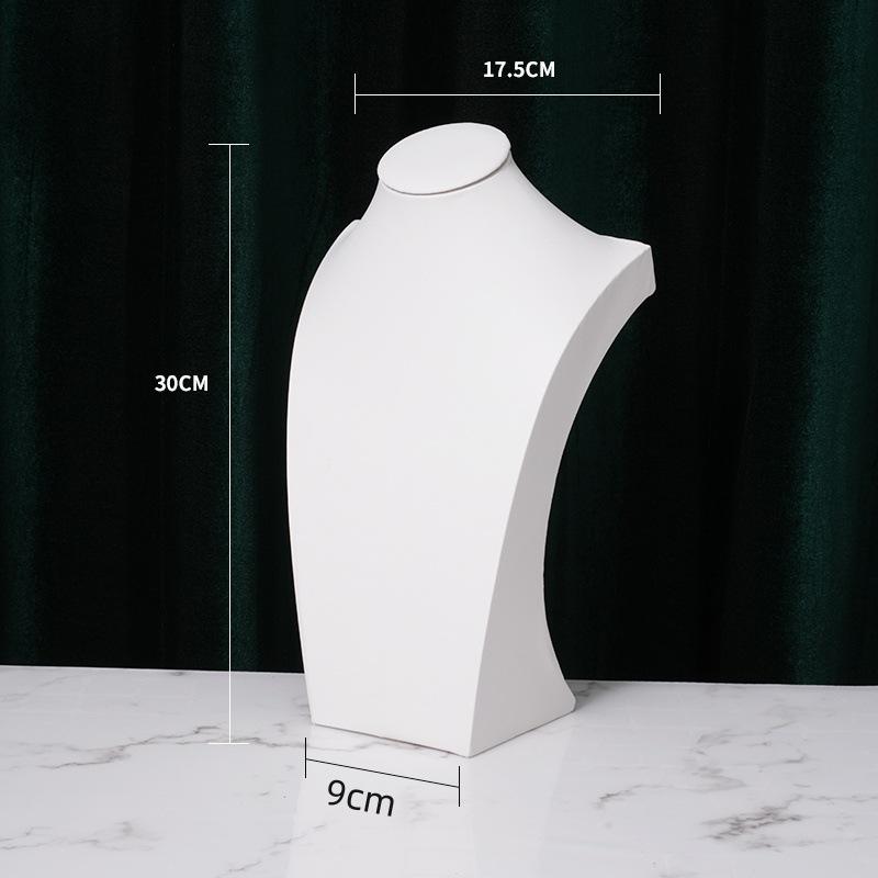 

Современная подставка для ожерелий для декора гостиной