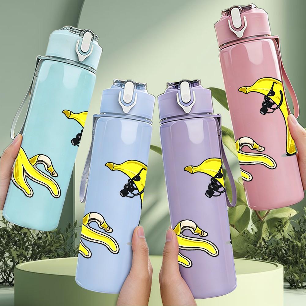 1PC Banana Fruit Cartoon Character Print 750ml Color Plastic Sports Water Bottle Leakproof Flip Straw Lid Suitable for Sports Office Home Use