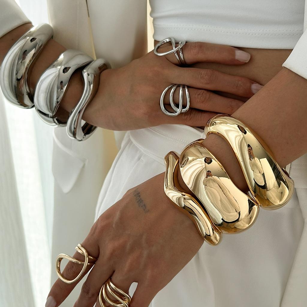 Exaggerated fashion metal wind opening bracelet bracelet niche smooth geometric bracelet jewelry