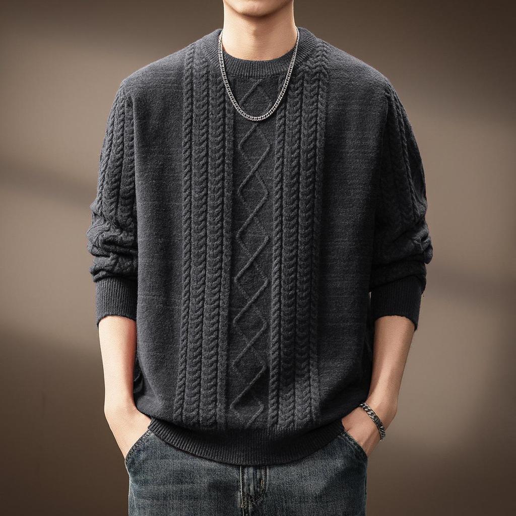 Luxury Cable Knit Round Neck Pullover for Men - Trendy Autumn/Winter Loose Fit Sweater