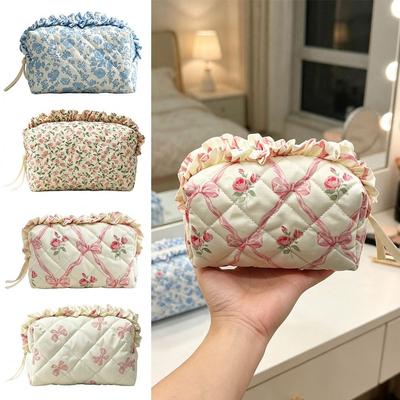 1pc Cute Quilted Makeup Bag Floral Bow Large Capacity Toiletry Bag Makeup Pouch Women Girls