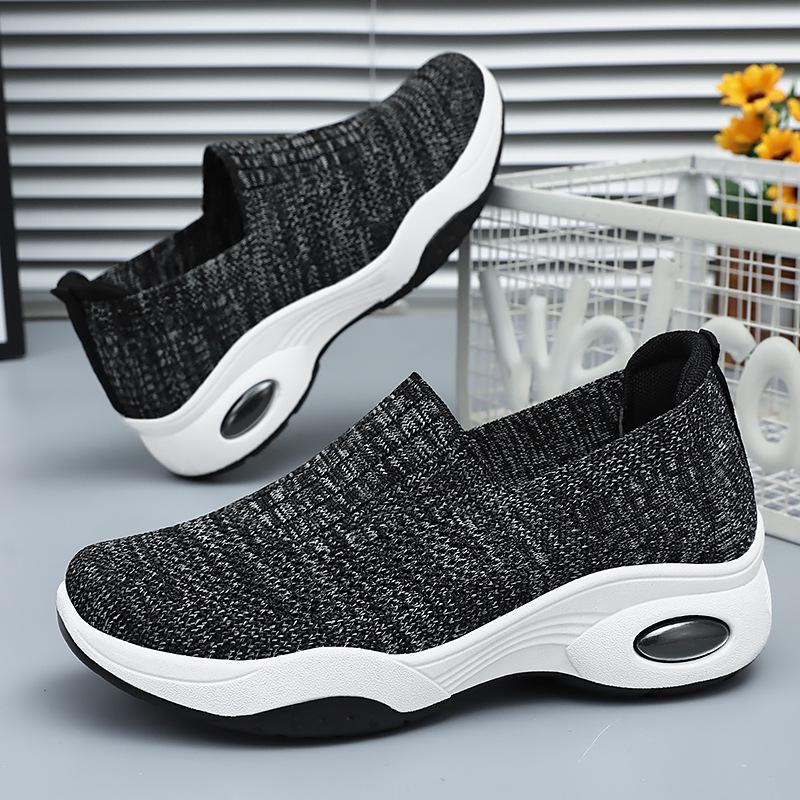 

2025 Women s Breathable Mesh Plus Size Flat Casual Shoes 39